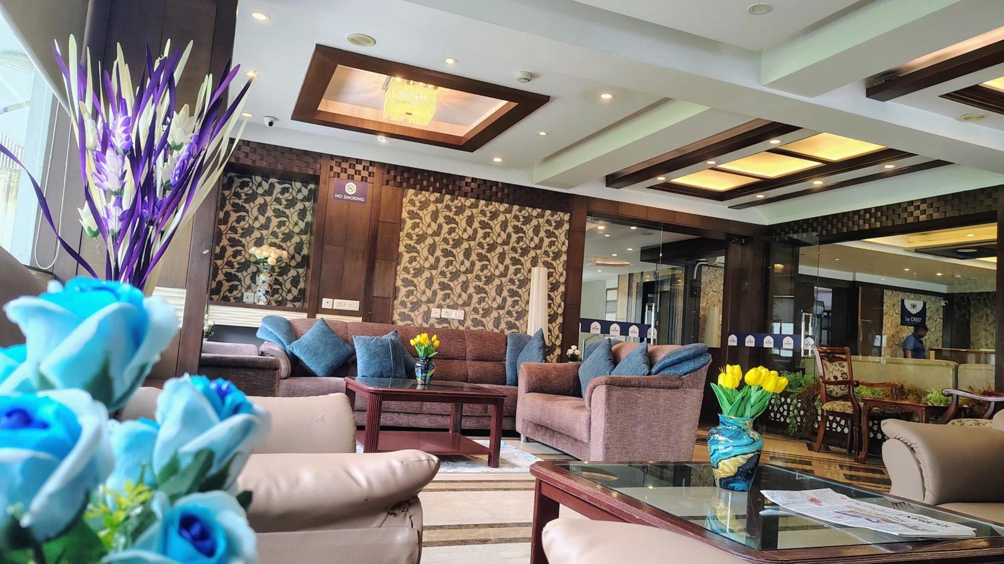 Crestmont Ashapurna Jaipur, Banipark Hotel Buitenkant foto