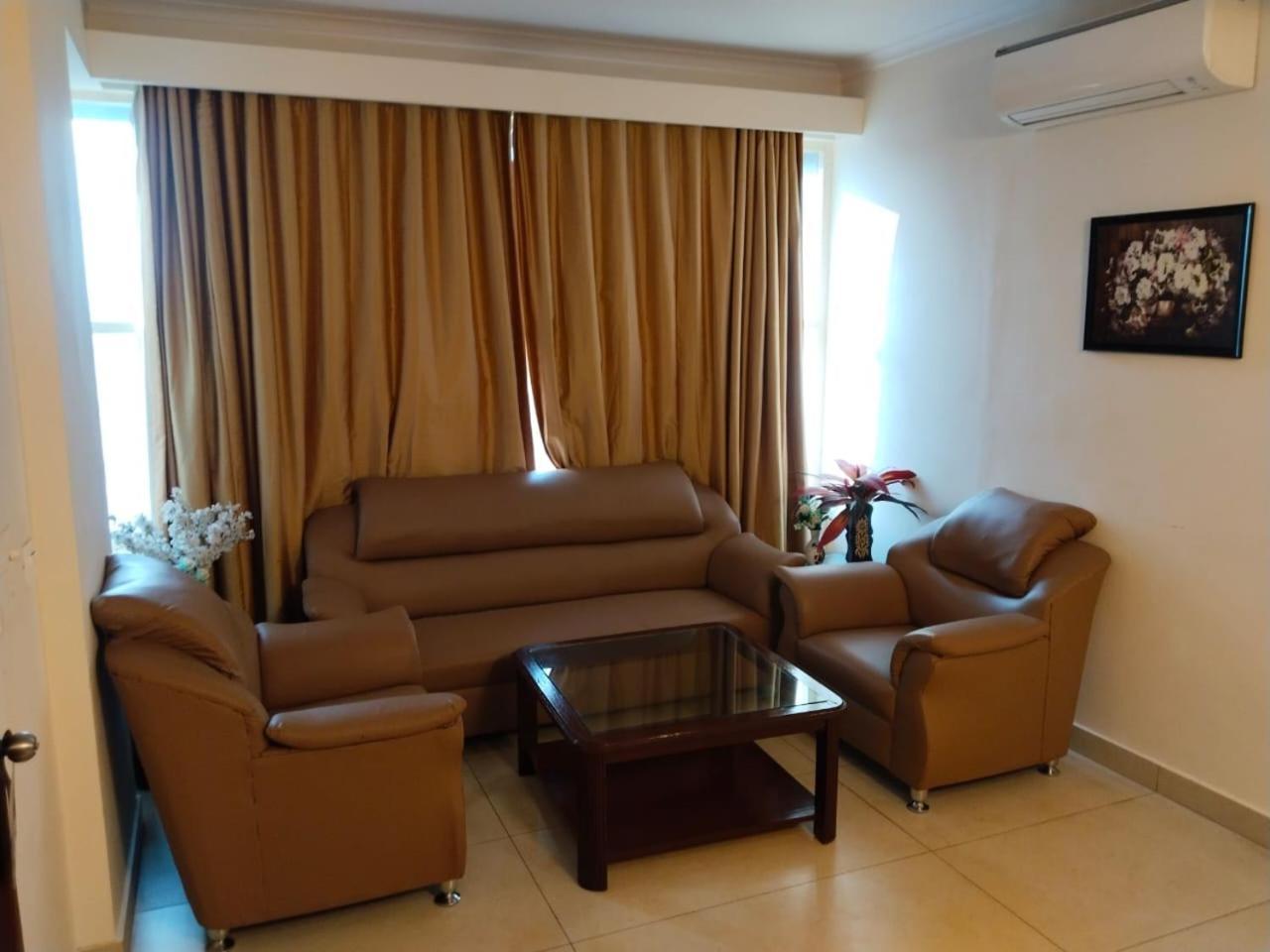 Crestmont Ashapurna Jaipur, Banipark Hotel Buitenkant foto